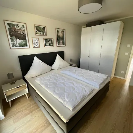 Luna's Shelter Apartment *